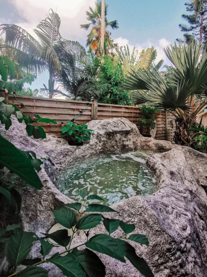Tiki Paradise Lodge Fwi サンタンヌ エクステリア 写真