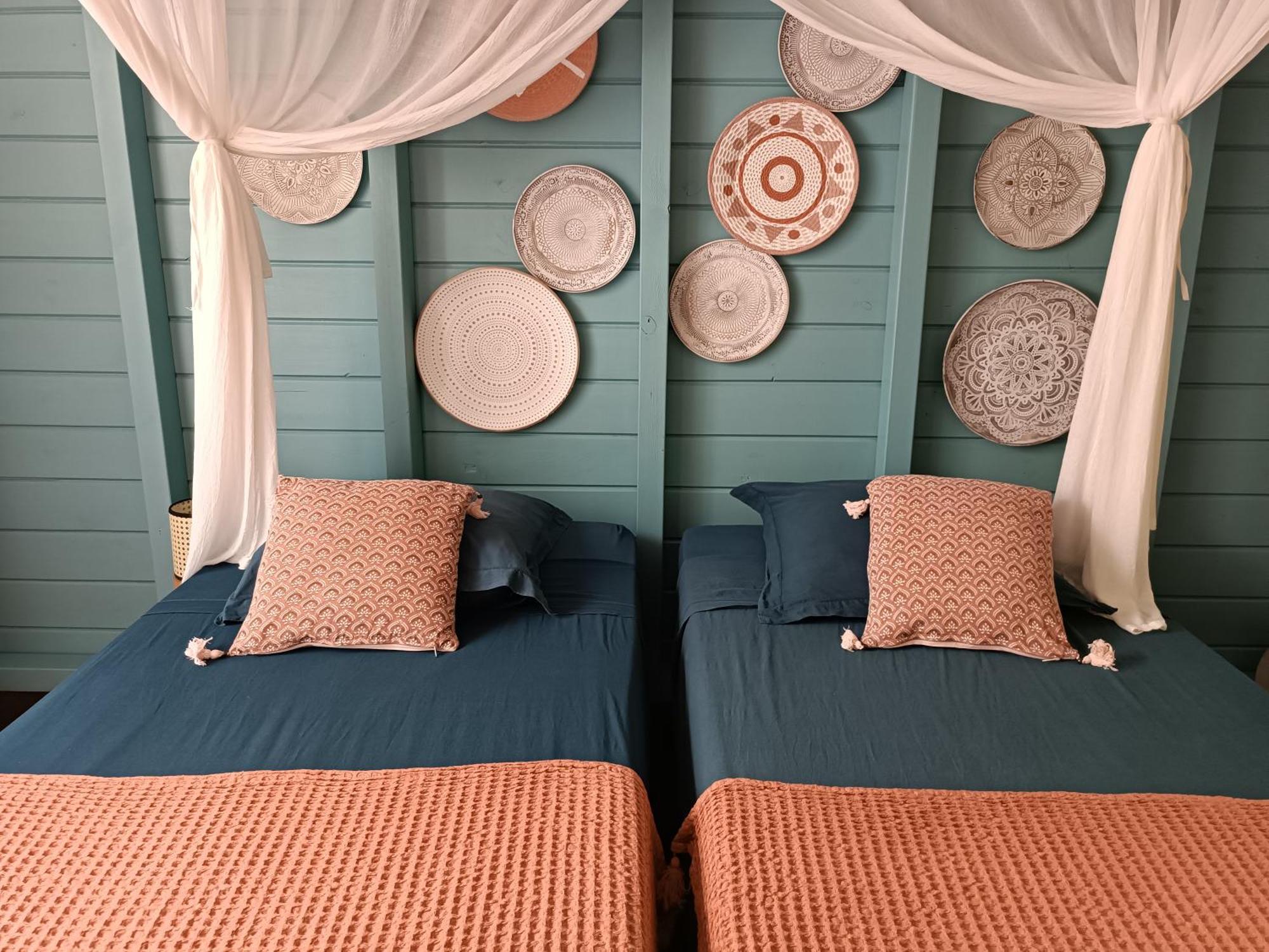 Tiki Paradise Lodge Fwi サンタンヌ エクステリア 写真